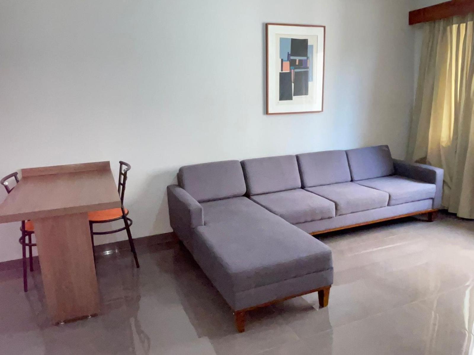 Plaza Flat C/ Servico De *