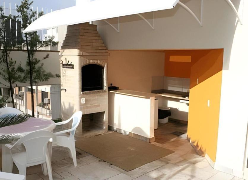 Apartment Plaza Flat C/ Servico De